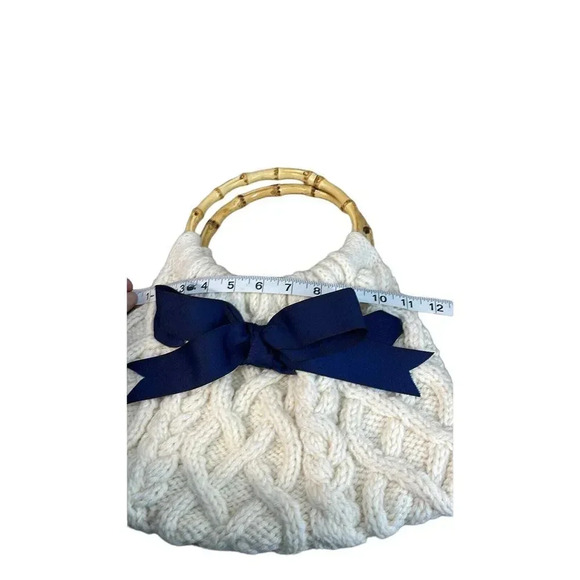 Chunky Hand Knit Cream with Navy Bow Coquette Girl Style Top Handle Handbag - Picture 8 of 11
